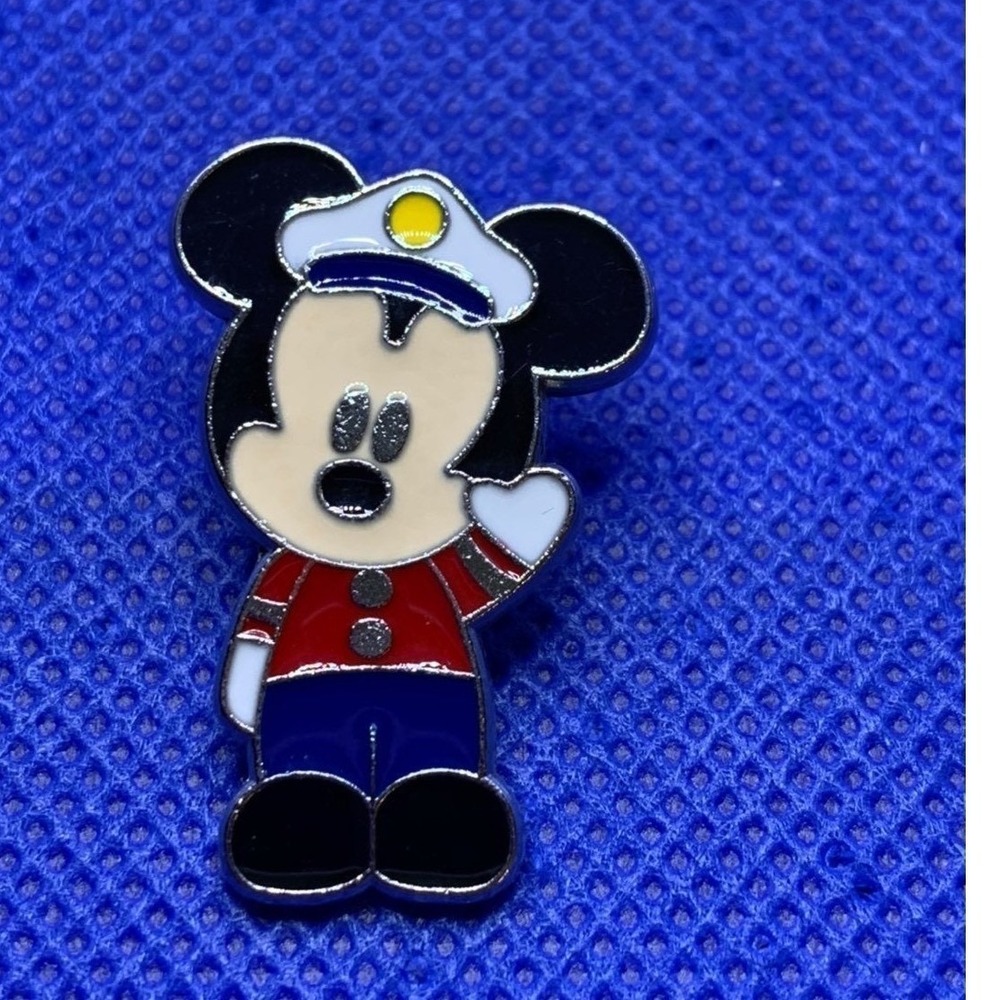 2008 Disney Cruise Line Captain Mickey Mouse Disney Trading Pin